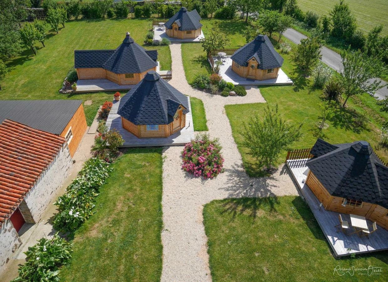 Domaine De La Courillere Bed and Breakfast Le Boupère Εξωτερικό φωτογραφία